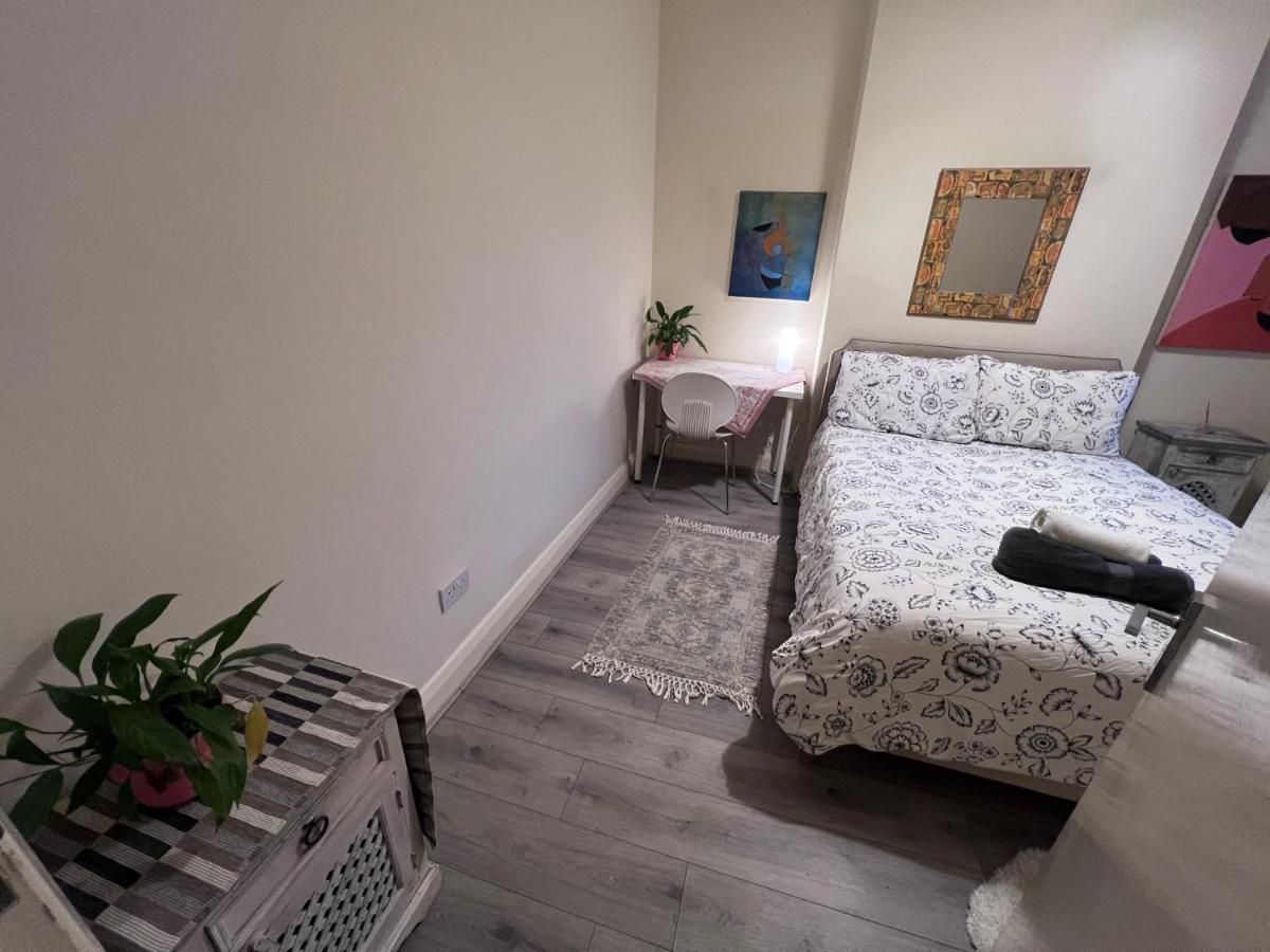 Relaxing&Cozy Room Londra Exterior foto